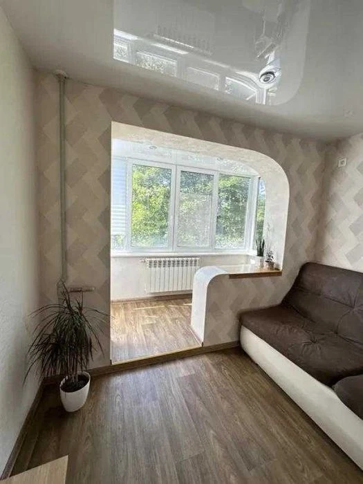 Продам 2 ком.кв. с ремонтом на Новых домах.