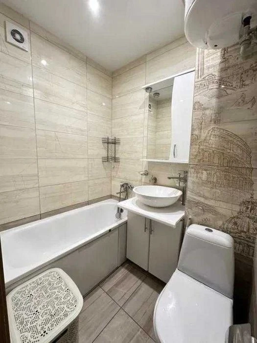 Продам 2 ком.кв. с ремонтом на Новых домах.