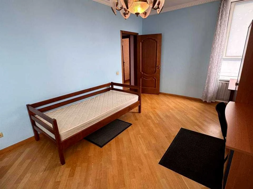 Квартира. Київ, Валерія Лобановського просп. (Червонозоряний