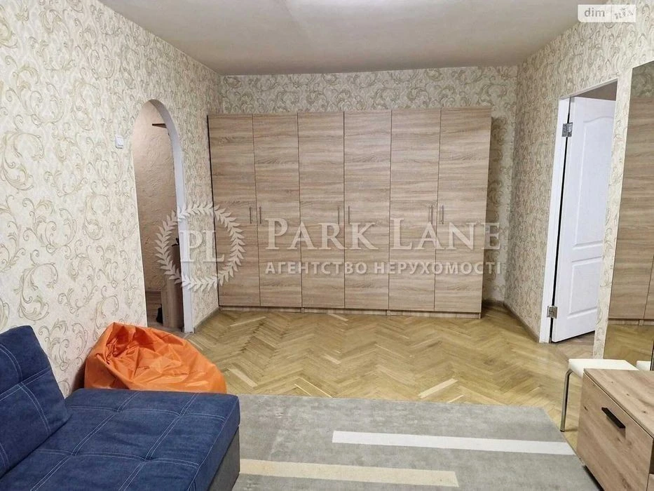 Sale of the 2nd apartment Radchenko Petra, 21a Solomyanskyi