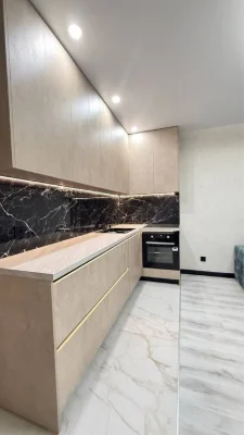 Продам просторную двухкомнатную квартиру с кухней-гостиной в