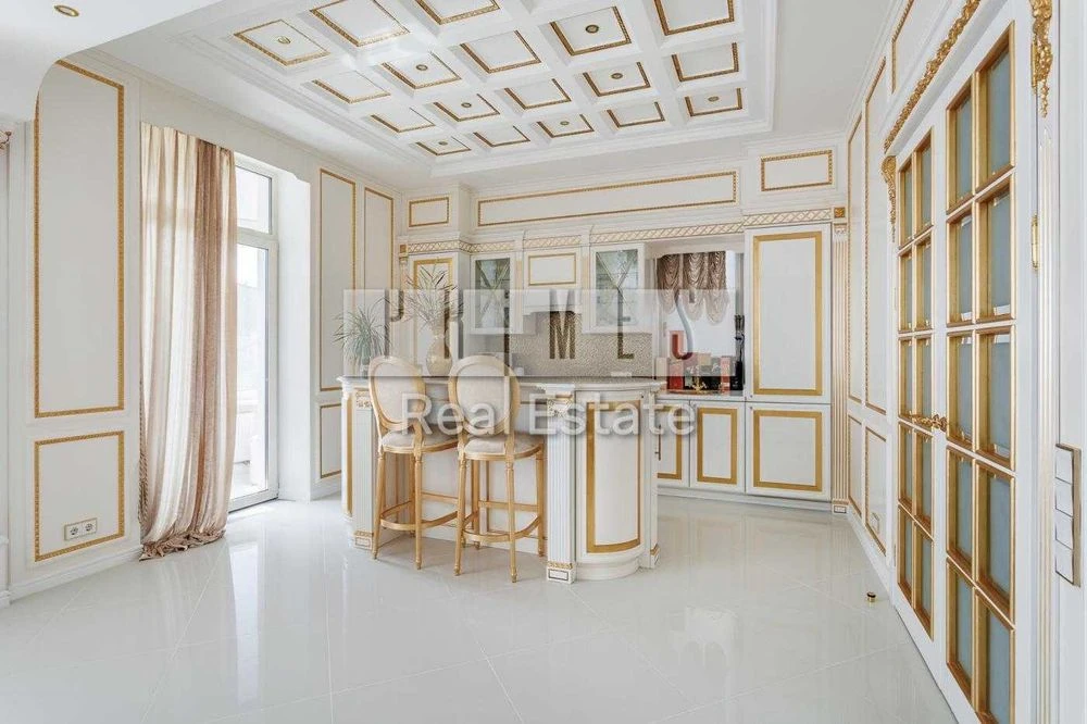 Ексклюзивний будинок 333 м² на Батієвій горі | Панорамний ви