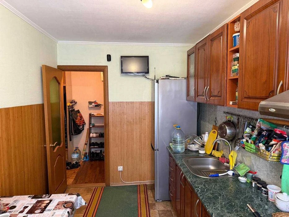 I will sell a 4-room apartment, st. Kosmonavtov 2 Pridneprovsk