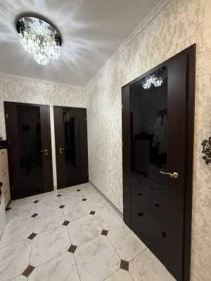 Гарна 4-х кім.кв. 85.5м2 в самому центрі Котовського по вул.