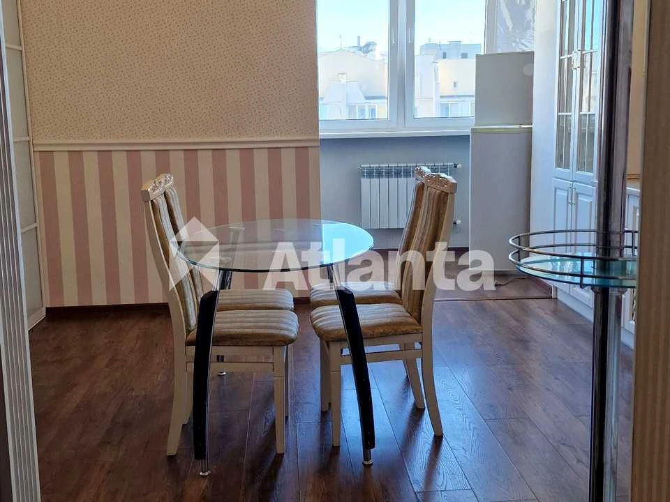 Квартира. Одеса, Академіка Заболотного вул.