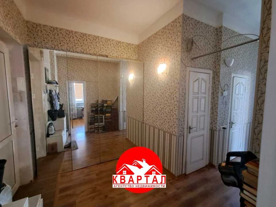 Квартира. Запоріжжя, Соборний просп. (Леніна)