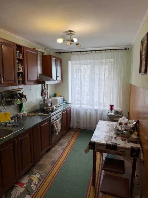 I will sell a 4-room apartment, st. Kosmonavtov 2 Pridneprovsk