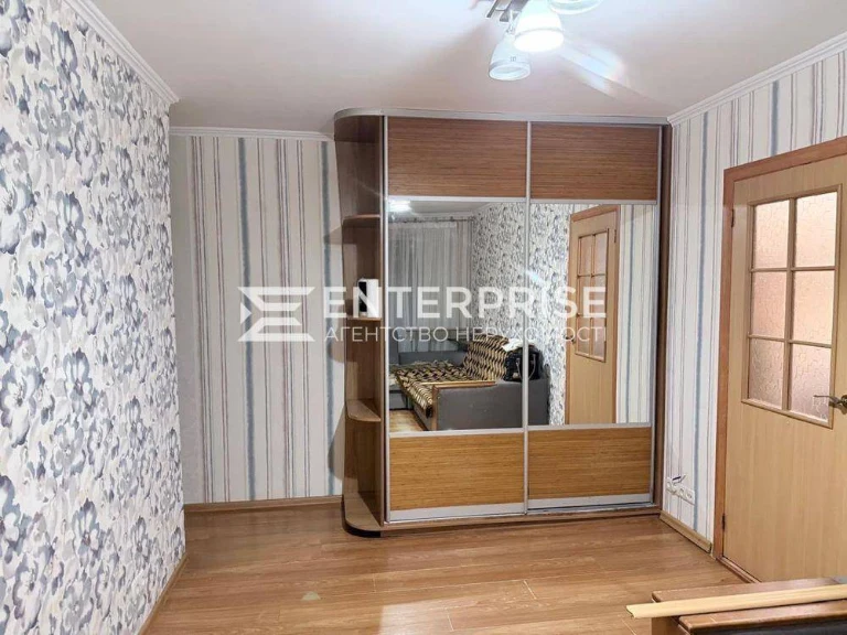 Продаж 3к квартири, метро Святошин, просп. Берестейський Дер