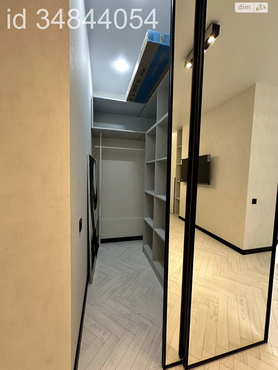 Продаж Квартира Хаджибейський