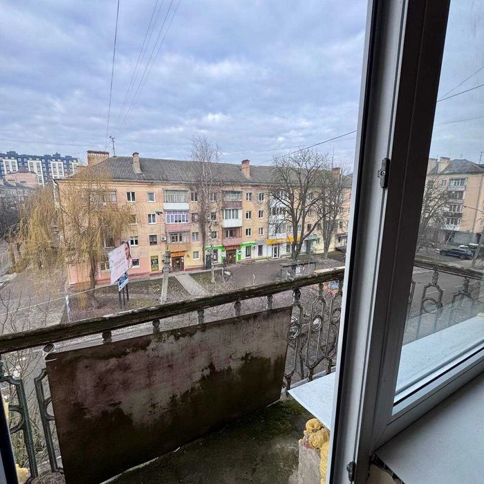 Продаж 2-кімнатної квартири по вул. Бельведерській