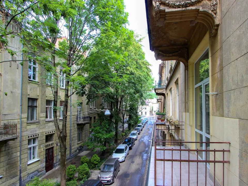 Квартира. Львів, Дмитра Донцова вул. (Котовського)