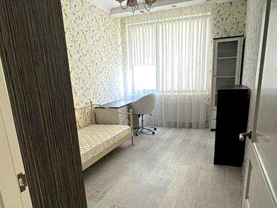 Квартира. Одеса, Генуезька вул., 24д к