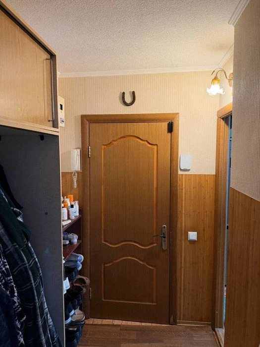 I will sell a 4-room apartment, st. Kosmonavtov 2 Pridneprovsk