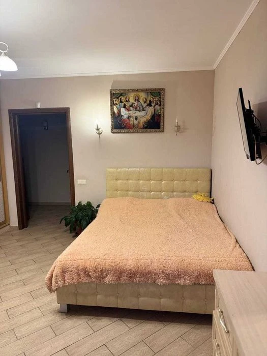Продається 2х кімнатна квартира