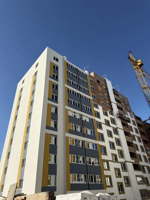 Простора та світла 1к Виставка, здача вже наступного року! Є