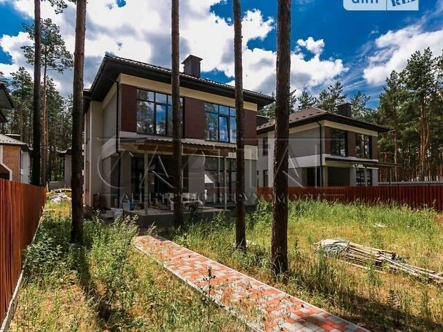 Продаж 2 поверхового будинку з ділянкою на 10 соток, 203 кв.
