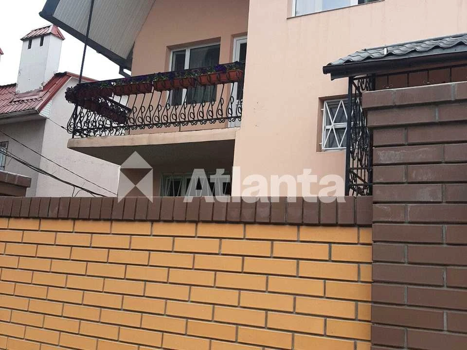 Будинок. Одеса, Університетський пров.