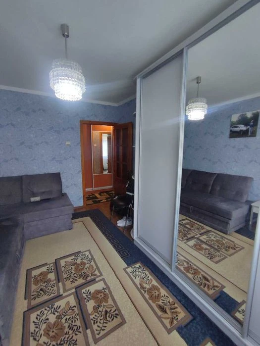 продам 3 кімн. Клочківська 199 газ 2 поверх