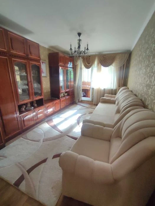продам 3 кімн. Клочківська 199 газ 2 поверх