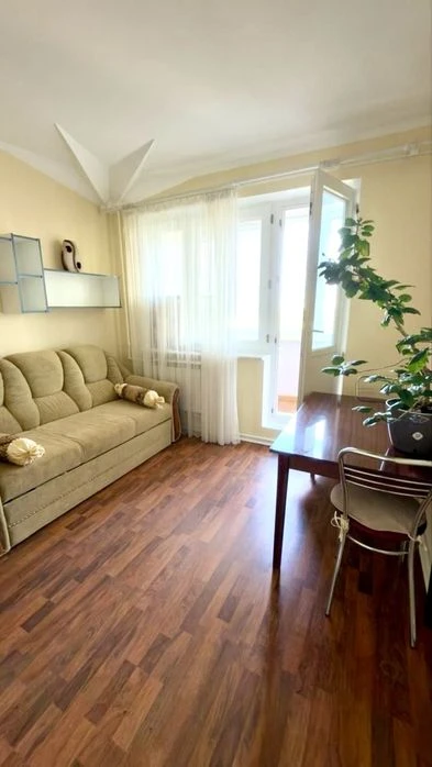 Продам шикарну 3кімнатну квартиру, Гвардійців Широнінців, 60