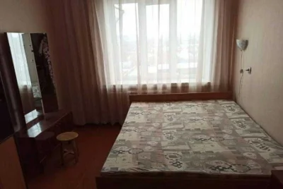 Продается 2к. гостинка со своим с/у недалеко от метро Холодн