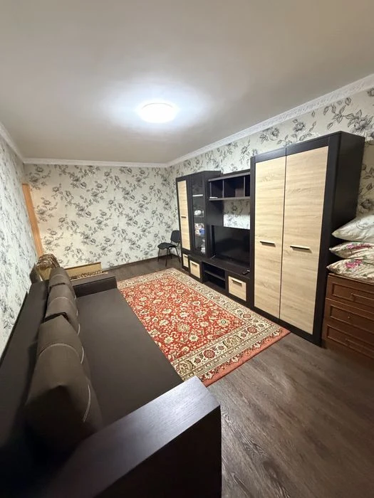 Продаж 2-х кім квартири 1/5 Космонавтів / зуп Янтарний