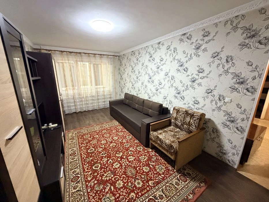 Продаж 2-х кім квартири 1/5 Космонавтів / зуп Янтарний