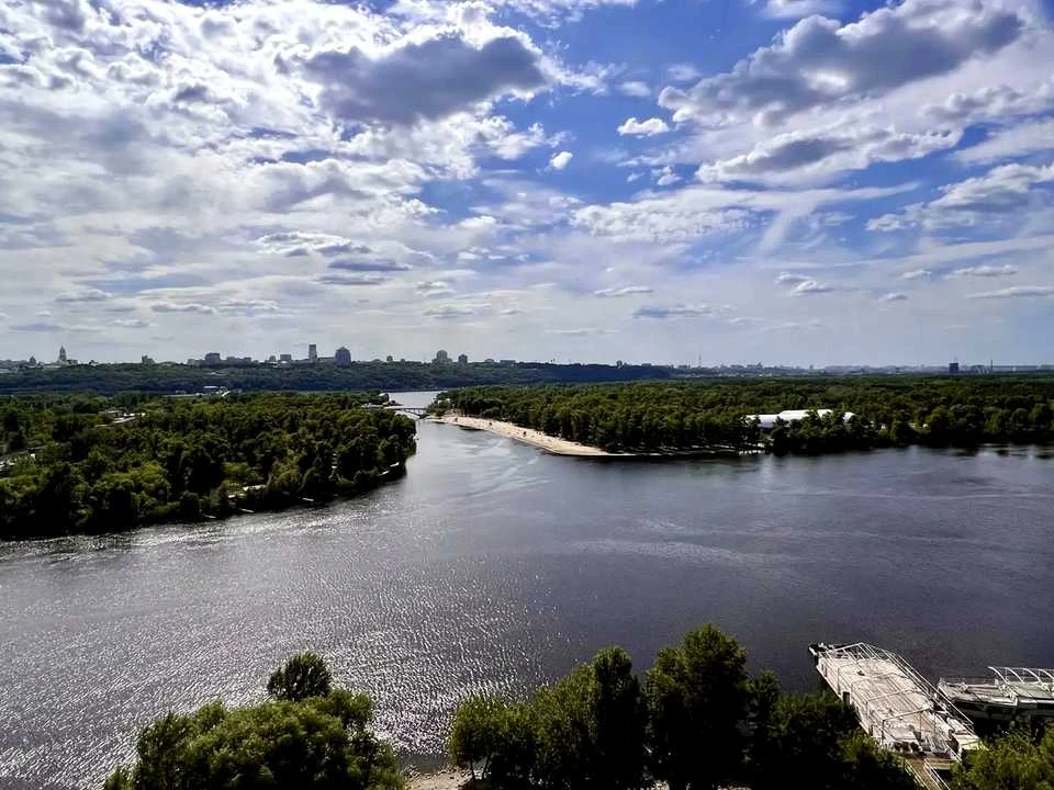 Квартира. Київ, Микільсько-Слобідська вул.