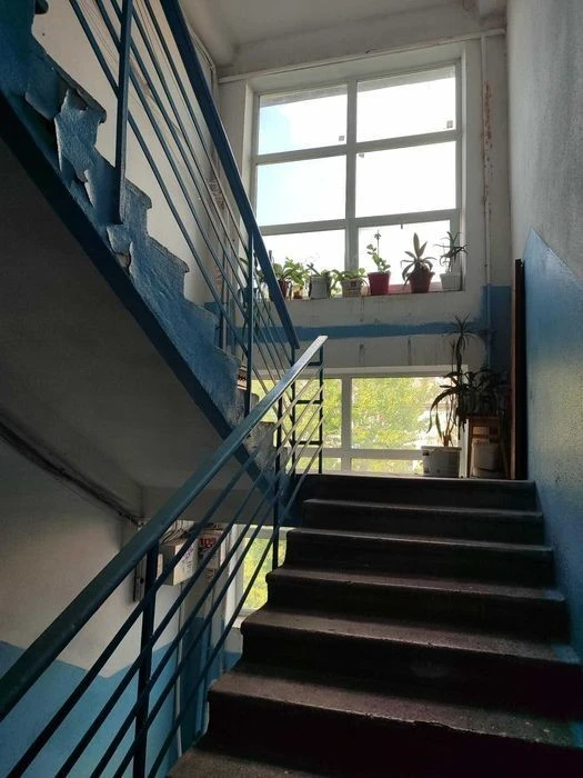 Пропонується 2к квартира неподалеку від метро Чернігівська,
