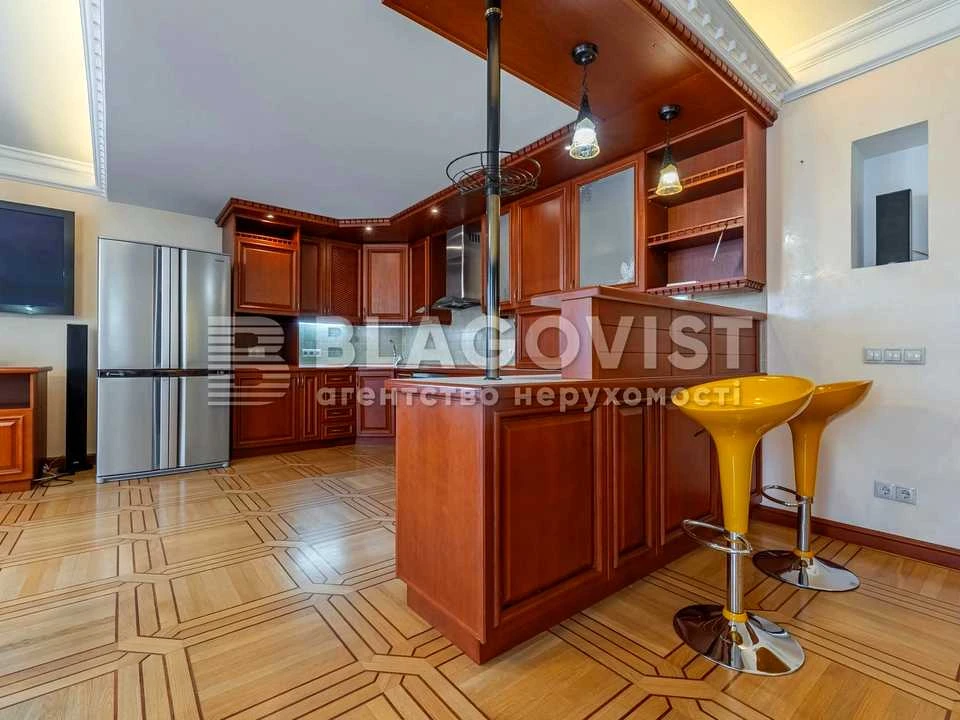 Apartment. Kyiv, Volodymyr Ivasyuk Ave. (Heroes of Stalingrad