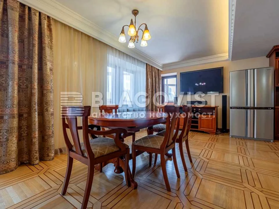 Apartment. Kyiv, Volodymyr Ivasyuk Ave. (Heroes of Stalingrad