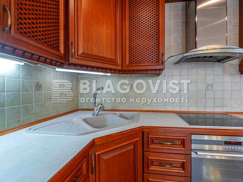 Apartment. Kyiv, Volodymyr Ivasyuk Ave. (Heroes of Stalingrad