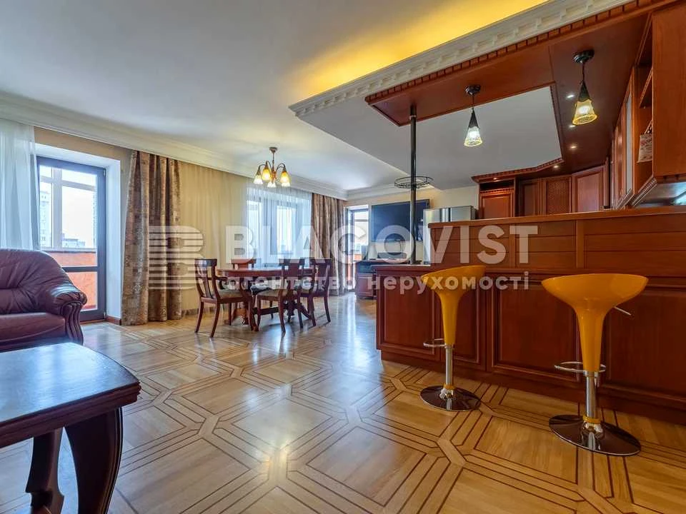 Apartment. Kyiv, Volodymyr Ivasyuk Ave. (Heroes of Stalingrad