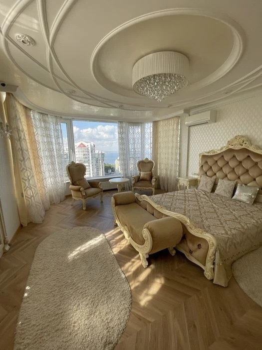 Продам квартиру с видом на море