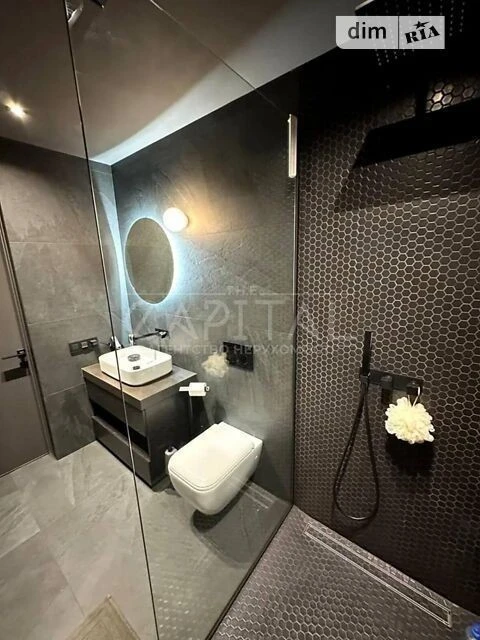 Продаж 3к квартири 140 кв. м на вул. Юрія Шумського • ID 347
