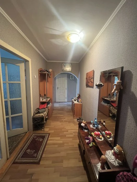 Продаж 2-кімнатної квартири по вул. Романа Шухевича