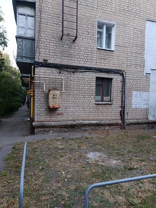 Продам 1 кВ метро Палац Спорту пішки / Нові Будинки