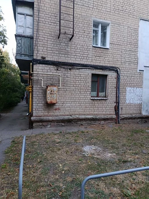 Продам 1 кВ метро Палац Спорту пішки / Нові Будинки