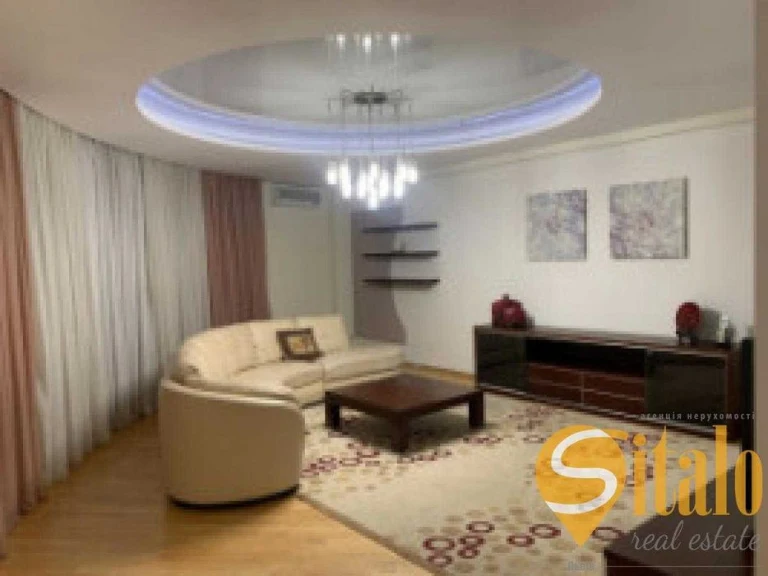 3-кімнатна квартира вулиці А. Сахарова, Франківський район,