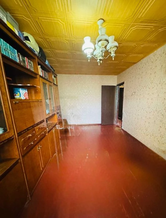 I will sell a 3-room apartment.