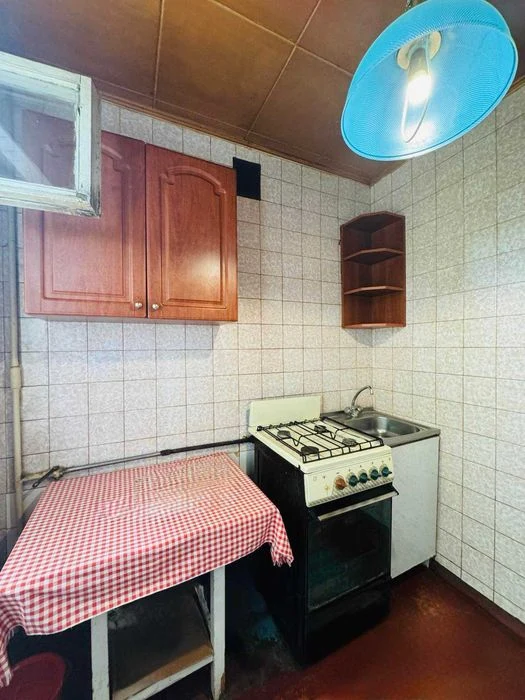 I will sell a 3-room apartment.