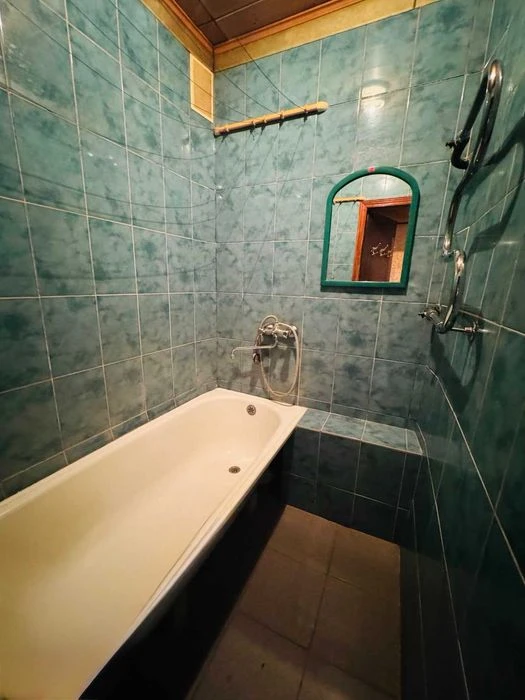 I will sell a 3-room apartment.