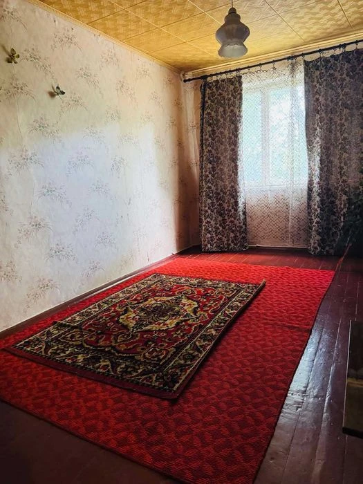 I will sell a 3-room apartment.