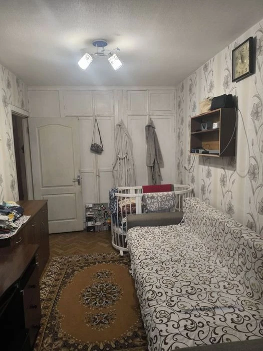 2 - комн. квартира, 48 м. кв. 2/5 эт. район рынка Образцовый