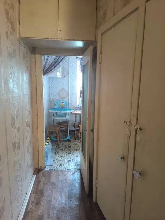 2 - комн. квартира, 48 м. кв. 2/5 эт. район рынка Образцовый