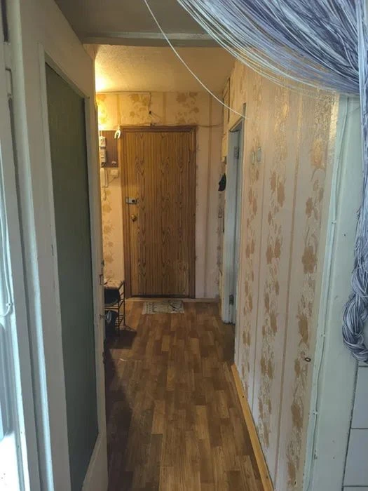2 - комн. квартира, 48 м. кв. 2/5 эт. район рынка Образцовый
