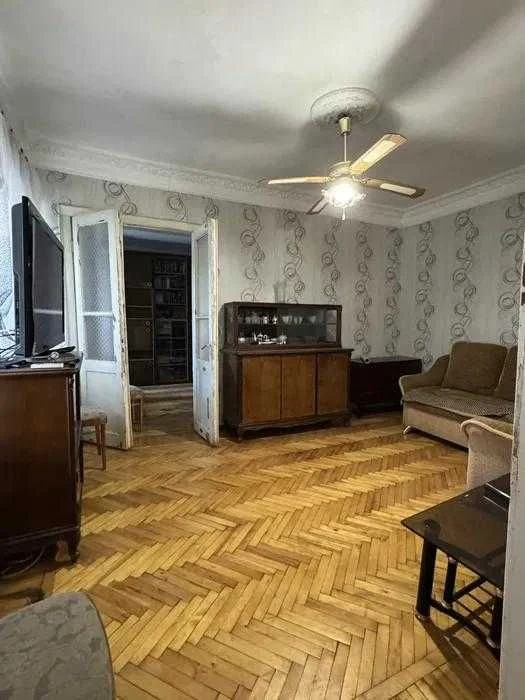 Продам 3-к квартиру з АГВ, 2/3 пов, в центрі на вул. Тираспі