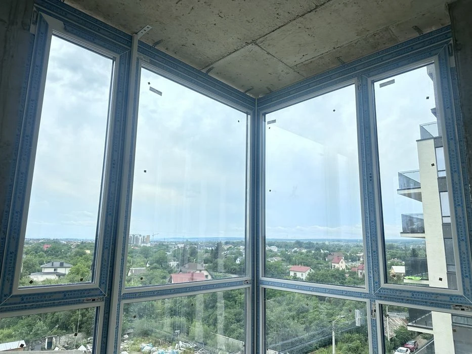 ТЕРМІНОВИЙ ПРОДАЖ! ГОТОВА Трикімнатна квартира біля центру т