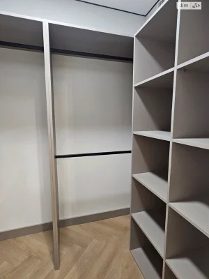 Продаж Квартира Набережна