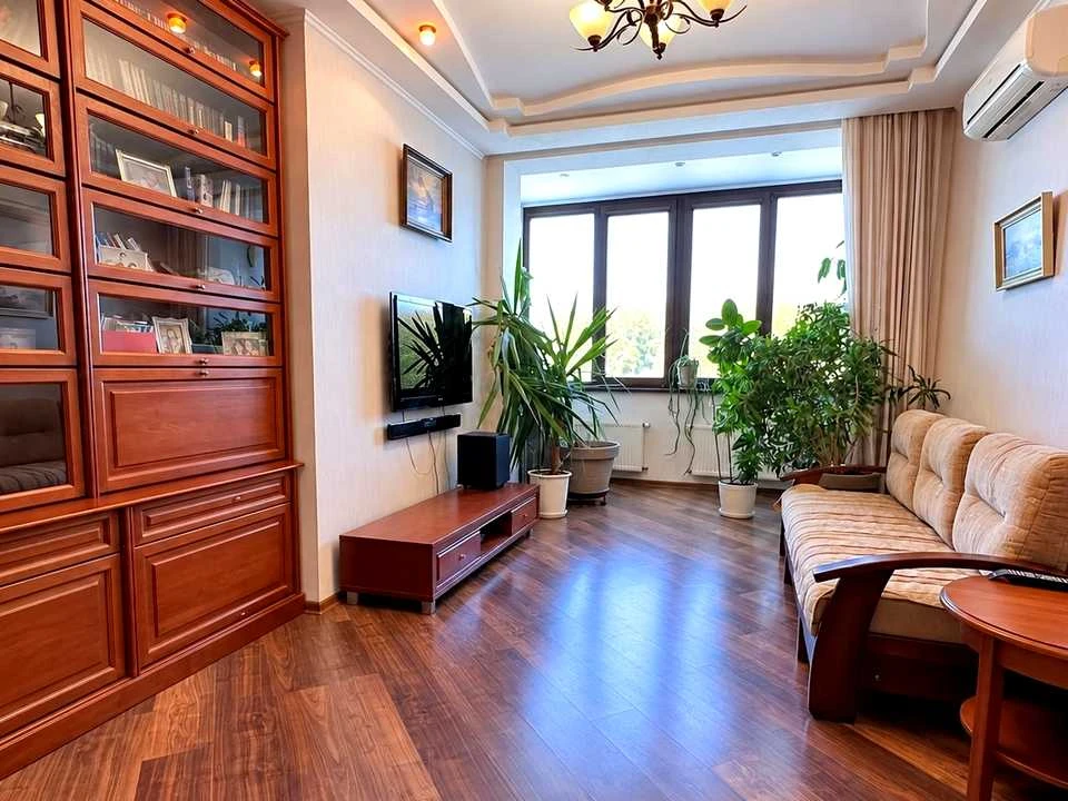 Квартира. Харків, Михайля Семенка вул. (Чайковська)